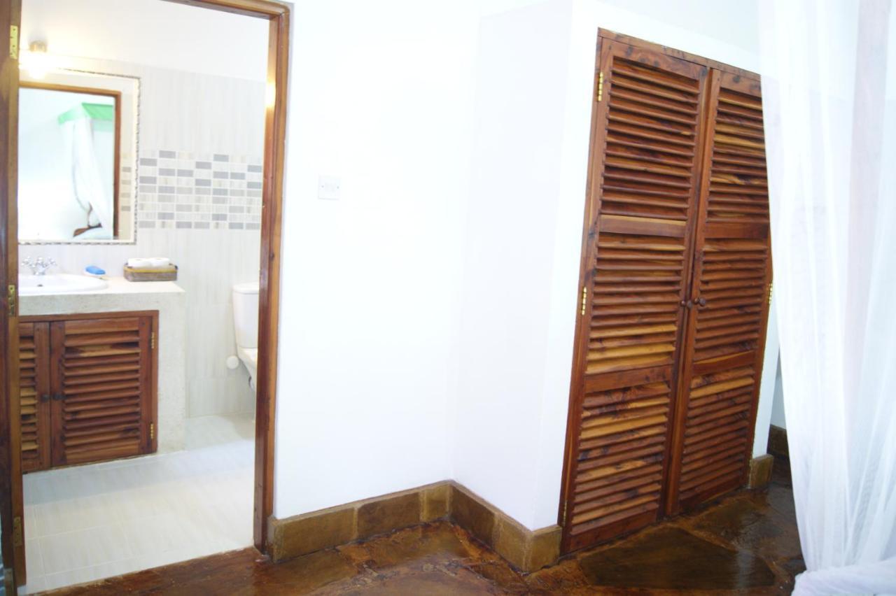 Luciano & Grace Apartments Watamu Extérieur photo