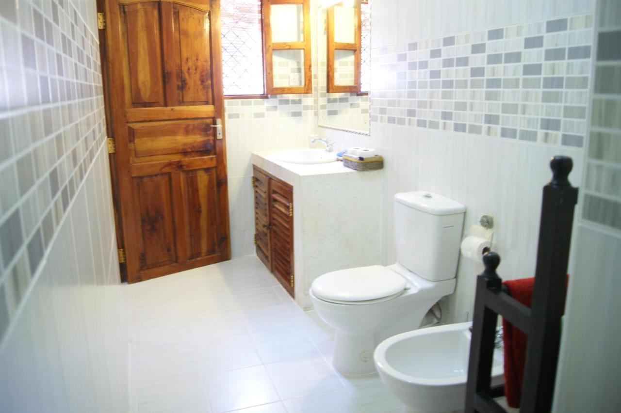 Luciano & Grace Apartments Watamu Extérieur photo