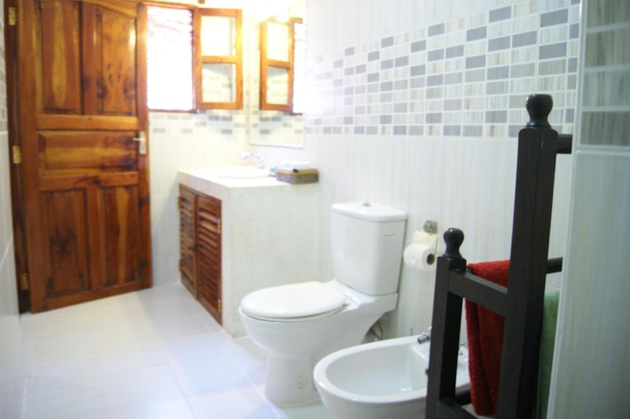 Luciano & Grace Apartments Watamu Extérieur photo