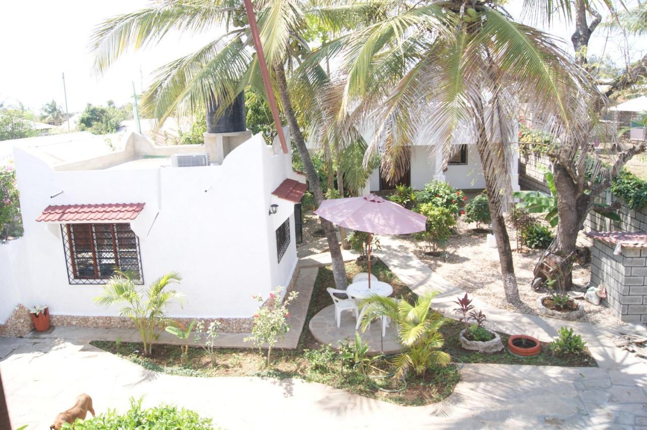 Luciano & Grace Apartments Watamu Extérieur photo
