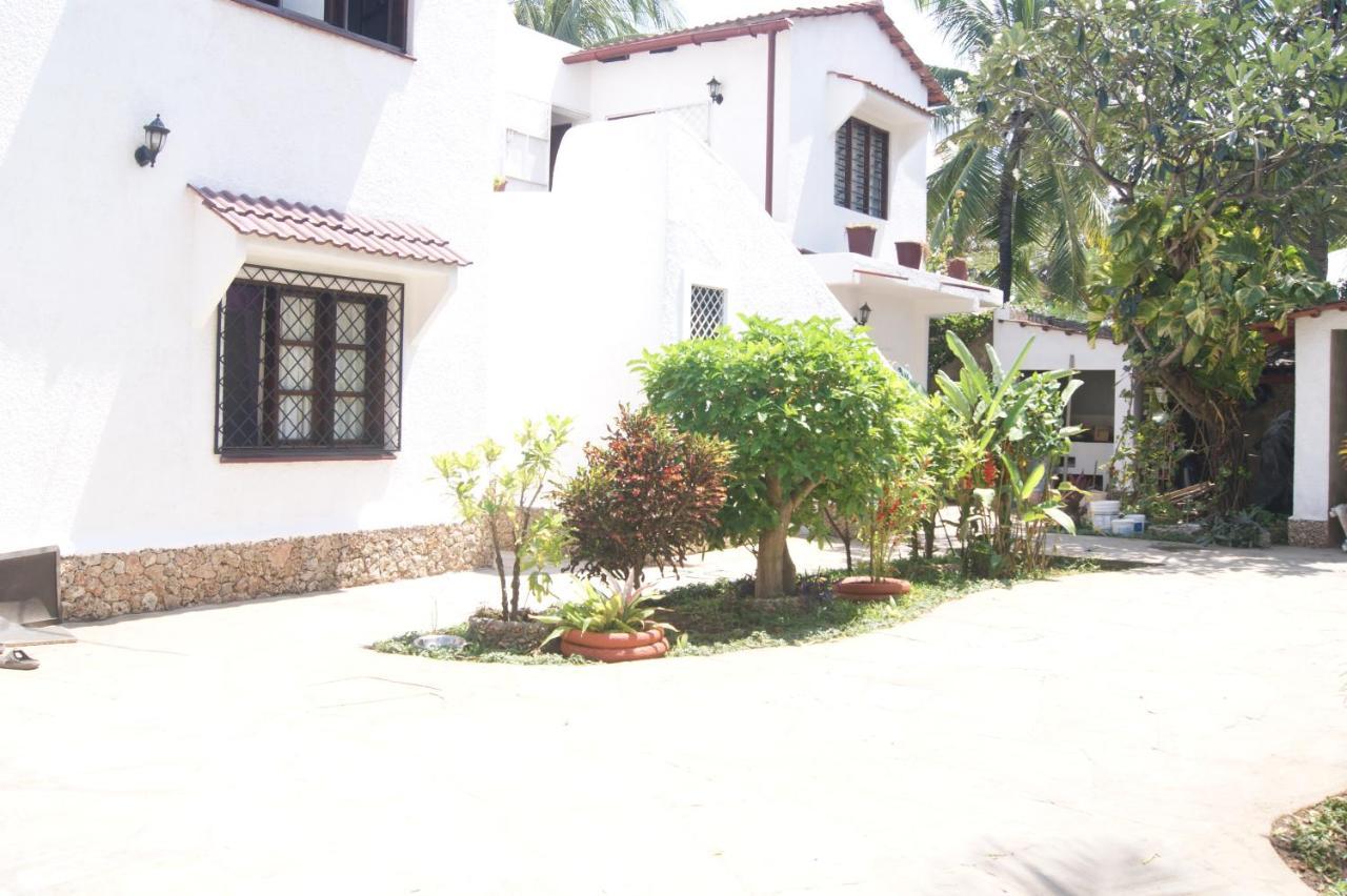 Luciano & Grace Apartments Watamu Extérieur photo