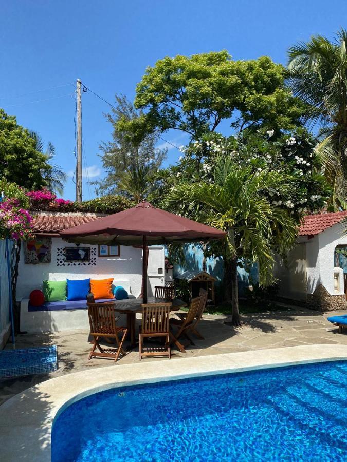 Luciano & Grace Apartments Watamu Extérieur photo