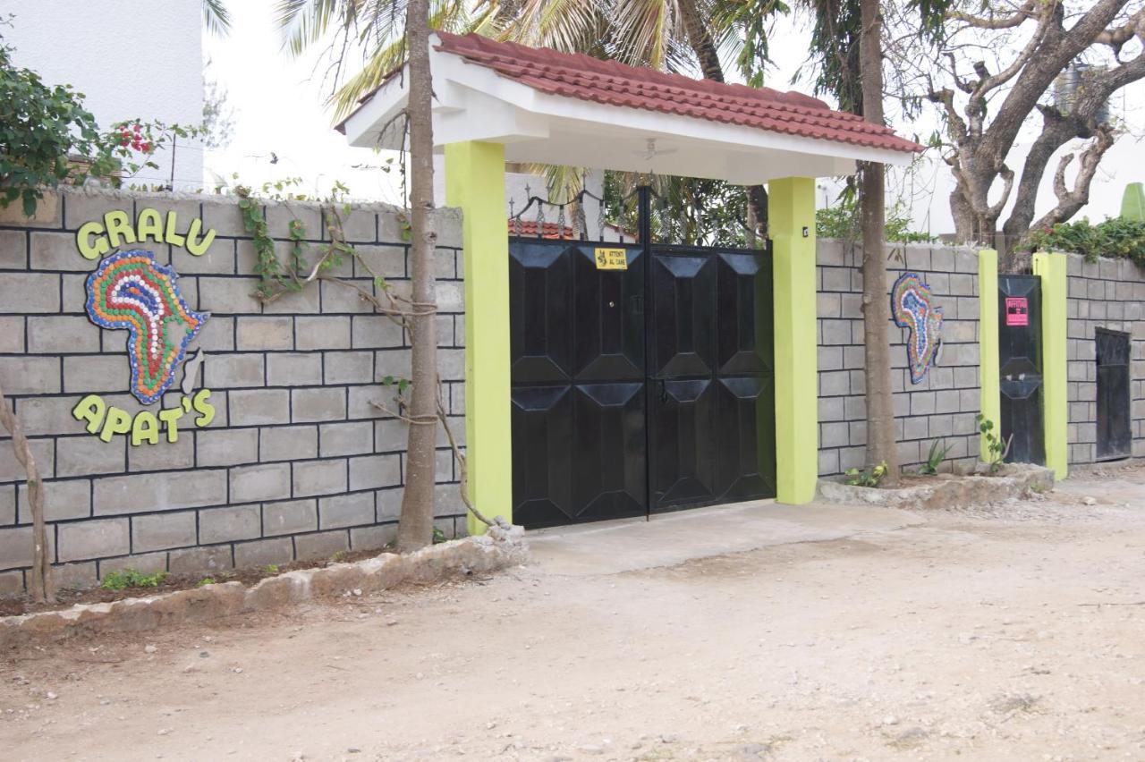 Luciano & Grace Apartments Watamu Extérieur photo