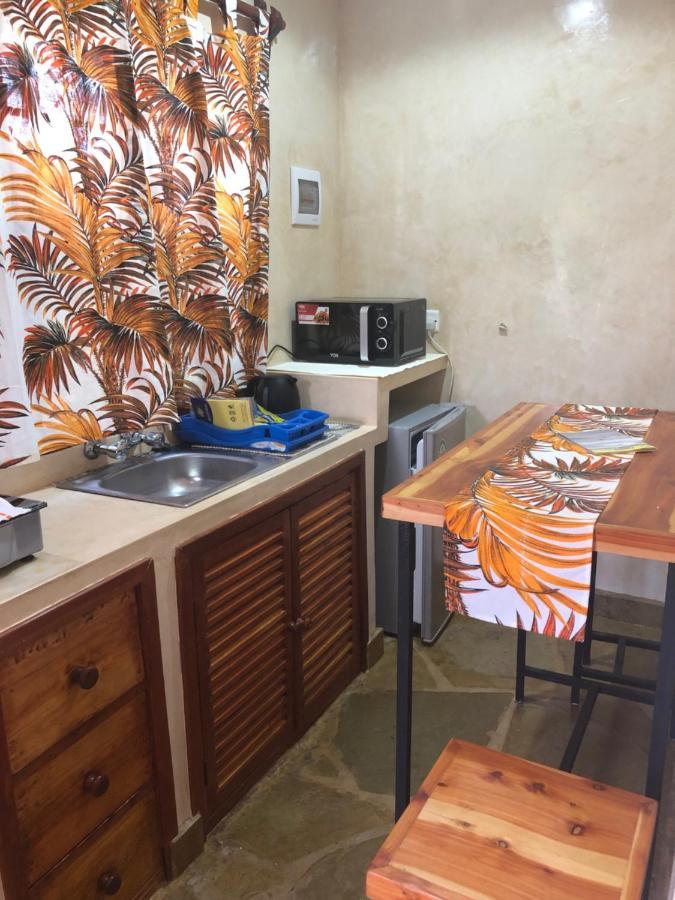 Luciano & Grace Apartments Watamu Extérieur photo