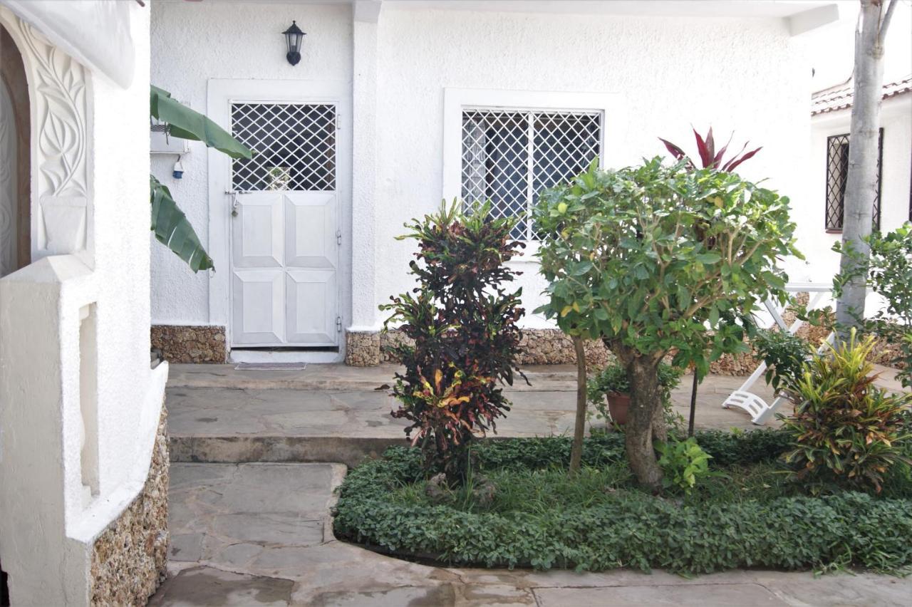 Luciano & Grace Apartments Watamu Extérieur photo