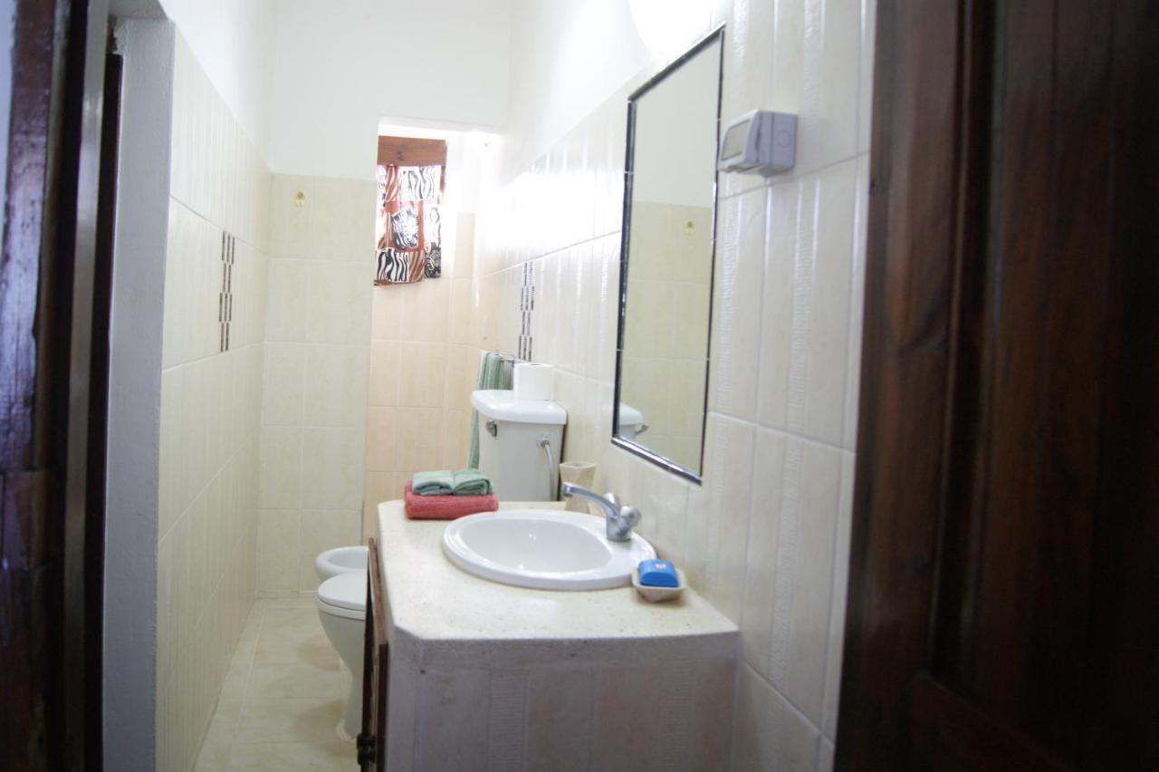 Luciano & Grace Apartments Watamu Extérieur photo