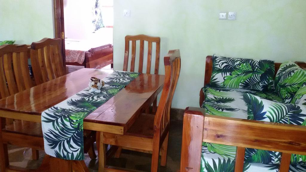 Luciano & Grace Apartments Watamu Extérieur photo